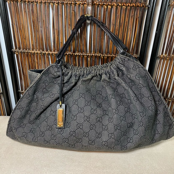 Gucci Handbags - Gucci bag, Gucci monogrammed satchel, GORGEOUS